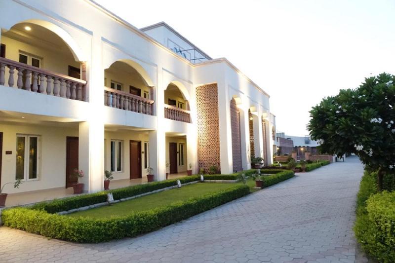 อมรครห์ รีสอร์ต Hotel จ๊อดปูร์ ภายนอก รูปภาพ