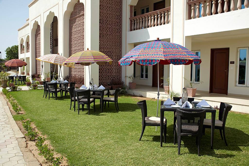 อมรครห์ รีสอร์ต Hotel จ๊อดปูร์ ภายนอก รูปภาพ